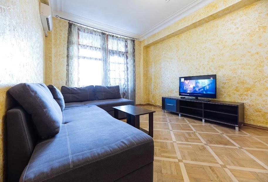Apartment Arena City 911 Kyiv Exterior foto