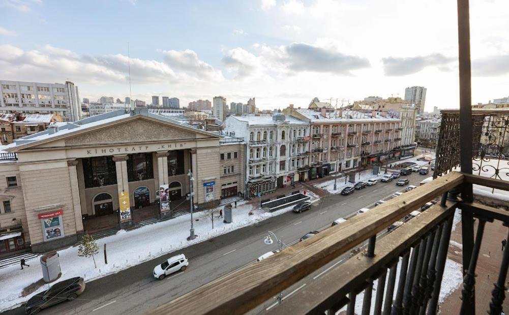 Apartment Arena City 911 Kyiv Exterior foto